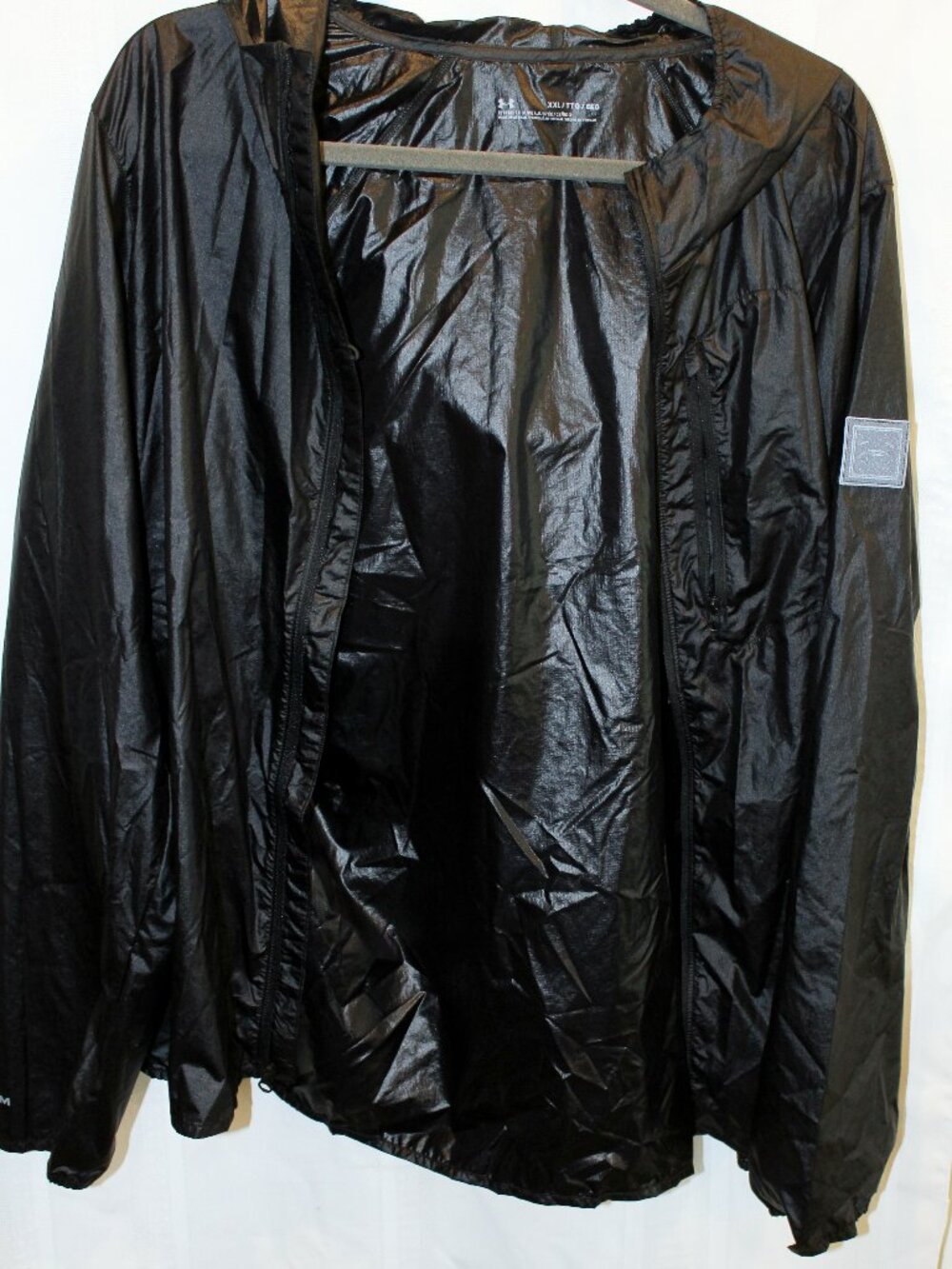 Under Armour Storm Men’s XXL Black Hooded Windbreaker Rain Jacket Fitted